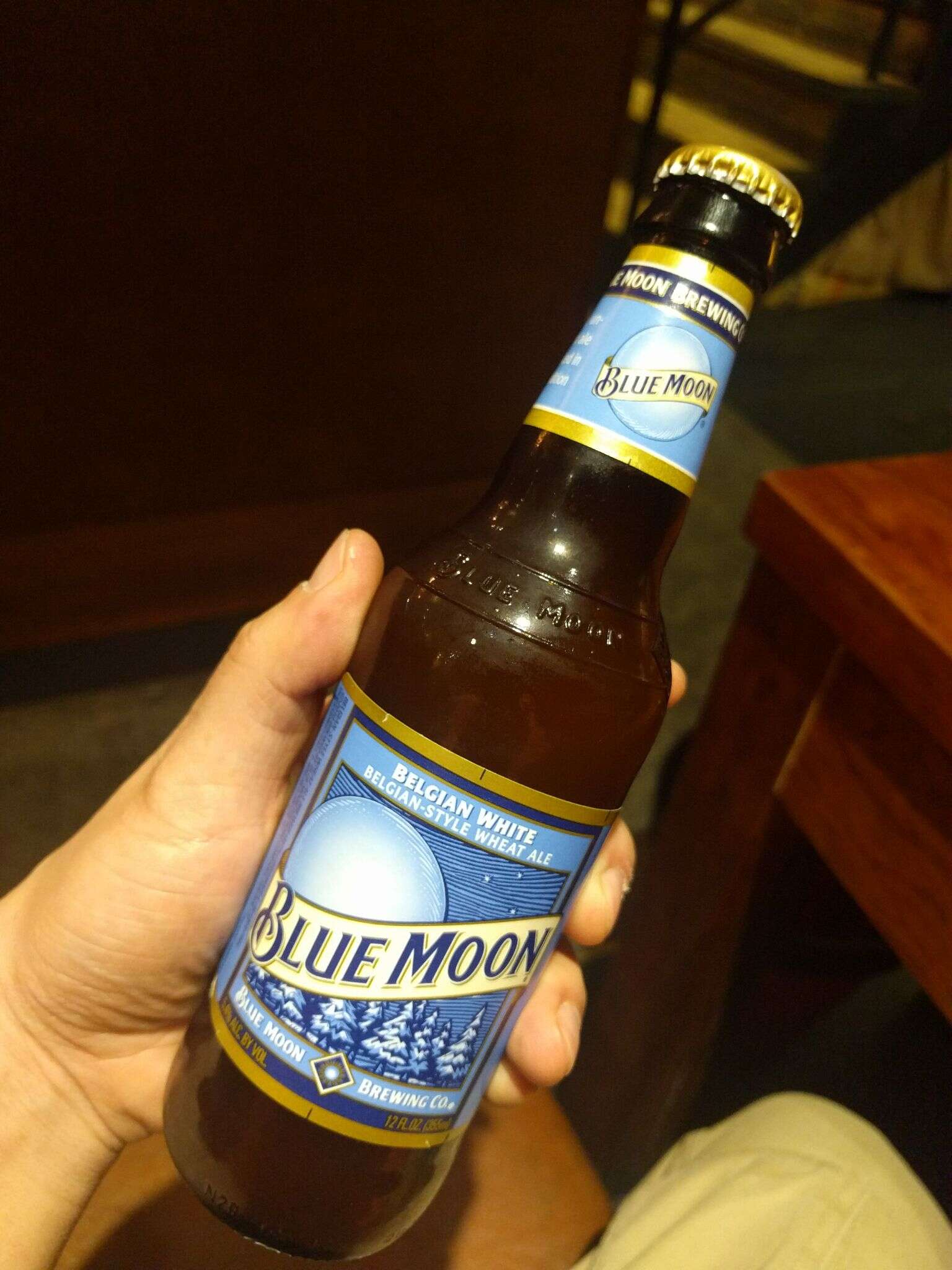 Coors Brewing Company Blue Moon Belgian White Ale 20160322 183313
